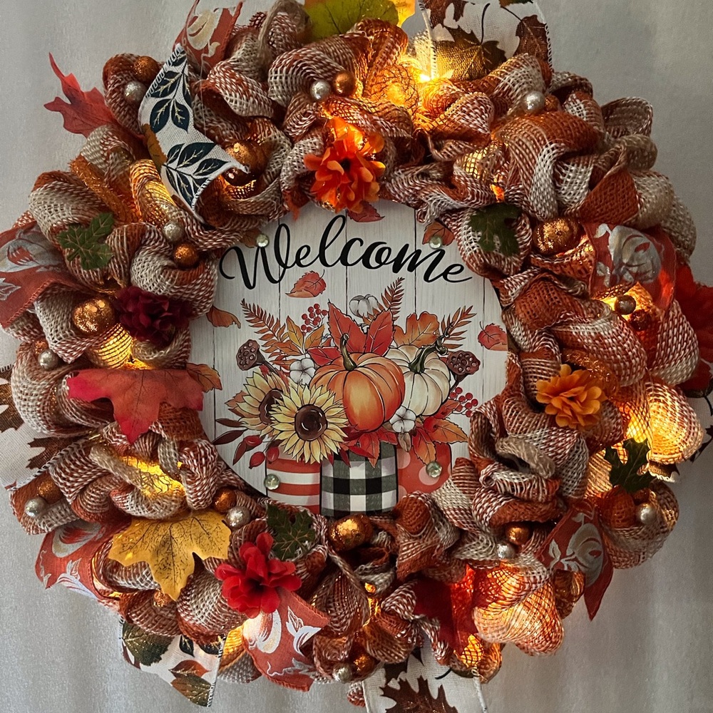 Lighted fall wreath